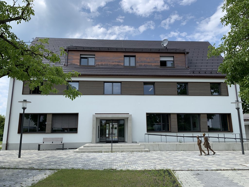 Verwaltungszentrum des Gemeindeverwaltungsverbands Eriskirch-Kressbronn a. B.-Langenargen in Oberdorf.